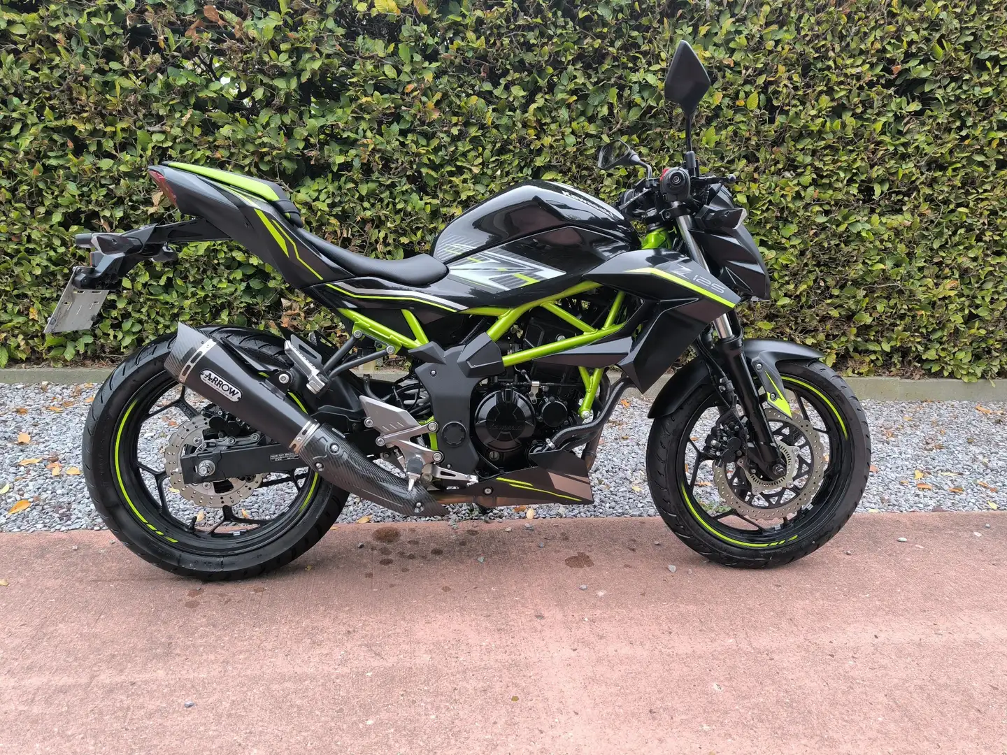 Kawasaki Z 125 performance Groen - 1