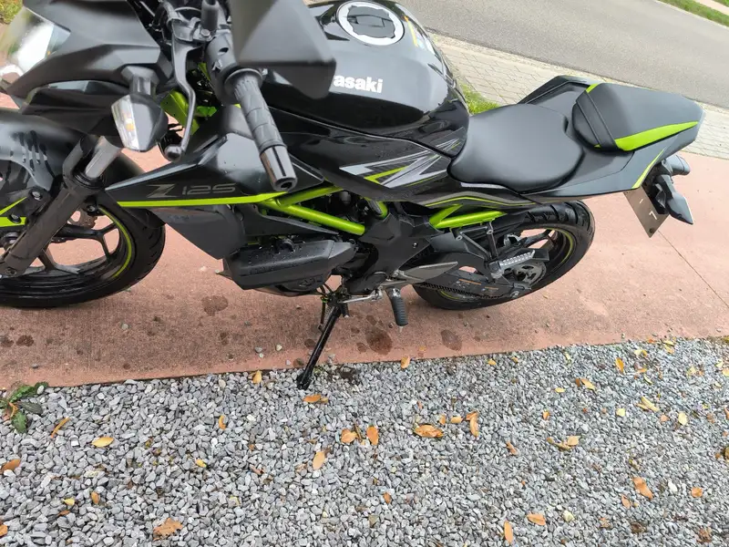 Kawasaki Z 125 - foto 5