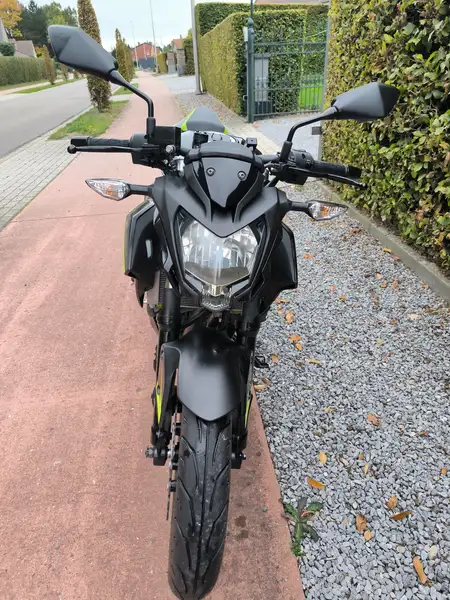 Kawasaki Z 125 - foto 3