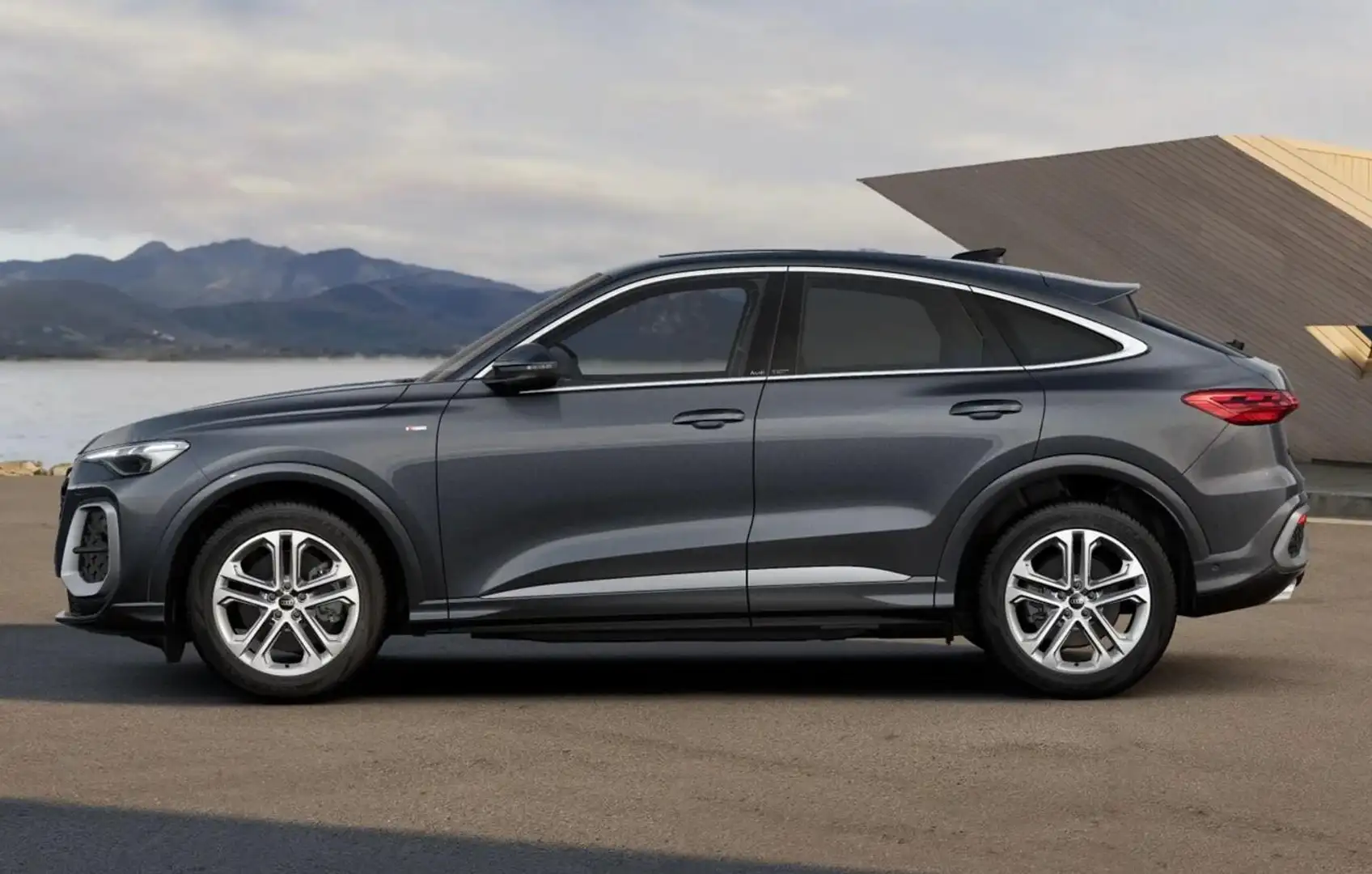 Audi Q5 Sportback S line Sportb TDI 204 Sline neuesMod ... Серый - 2