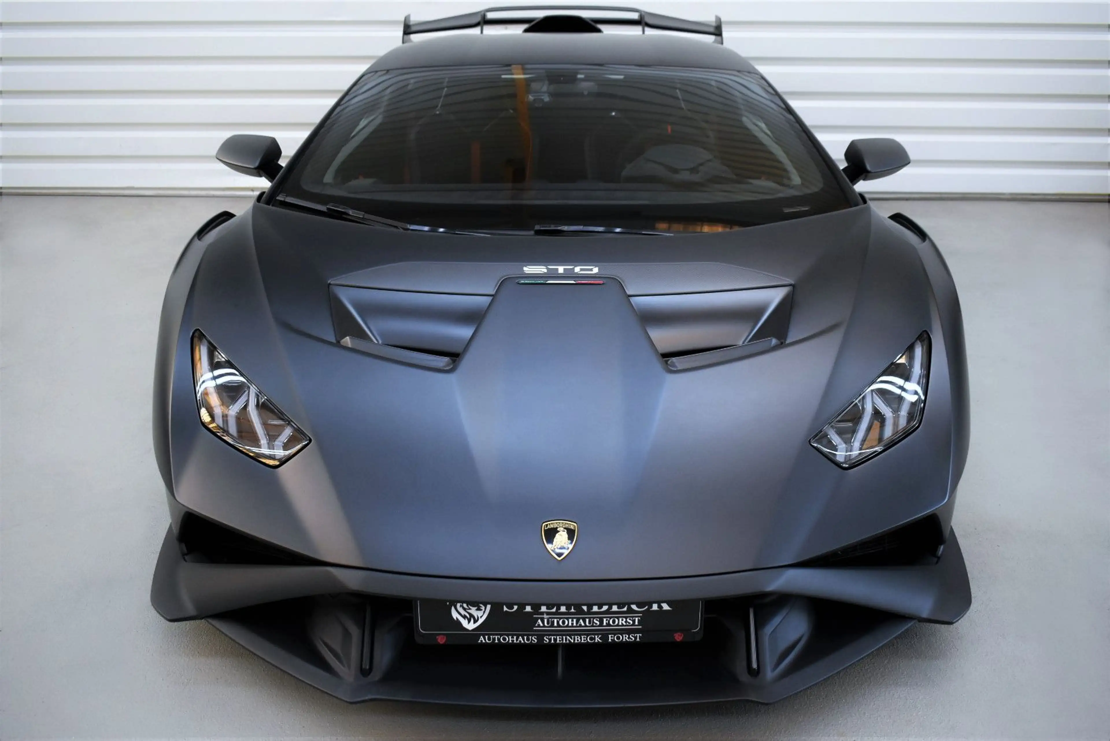 Lamborghini Huracán STO+Nero-Nemesis+Lift+Kamera+Carbon — photo 9