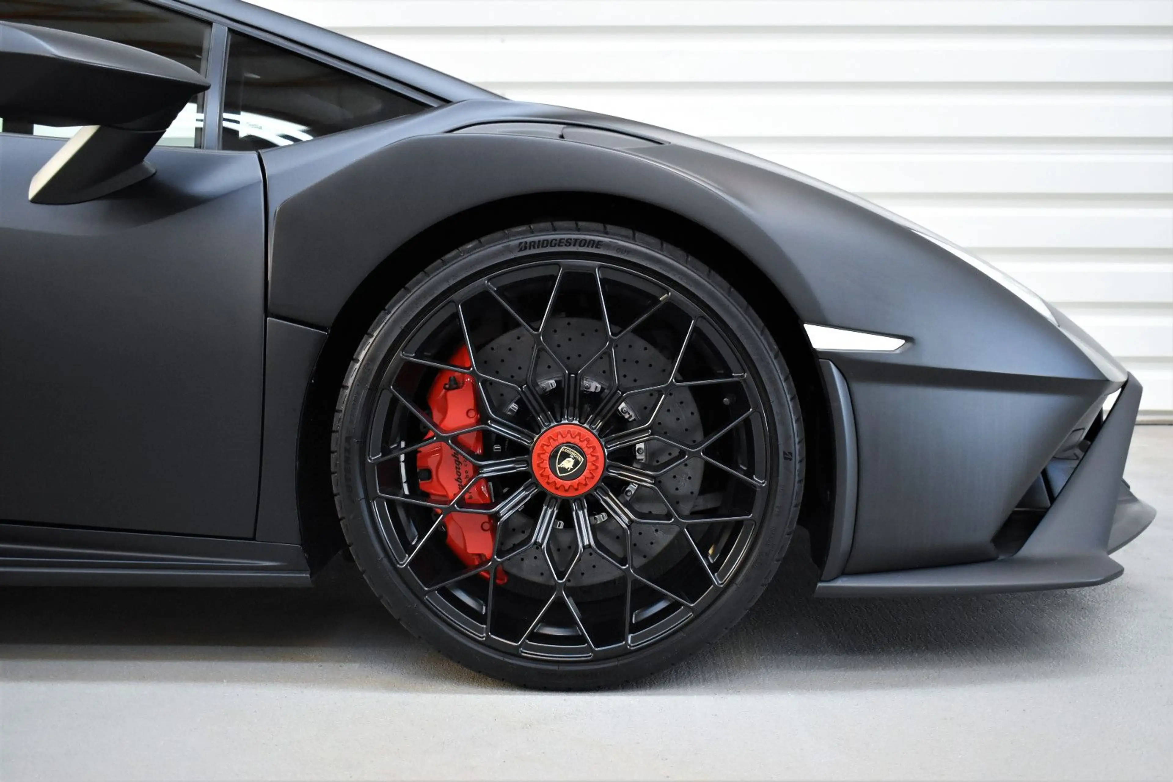 Lamborghini Huracán STO+Nero-Nemesis+Lift+Kamera+Carbon — photo 13