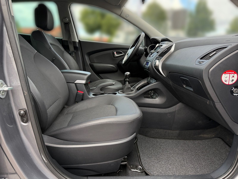 Hyundai iX35 1.6i Klimaaut. Tempomat PDC 4x Sitzheizung — photo 15