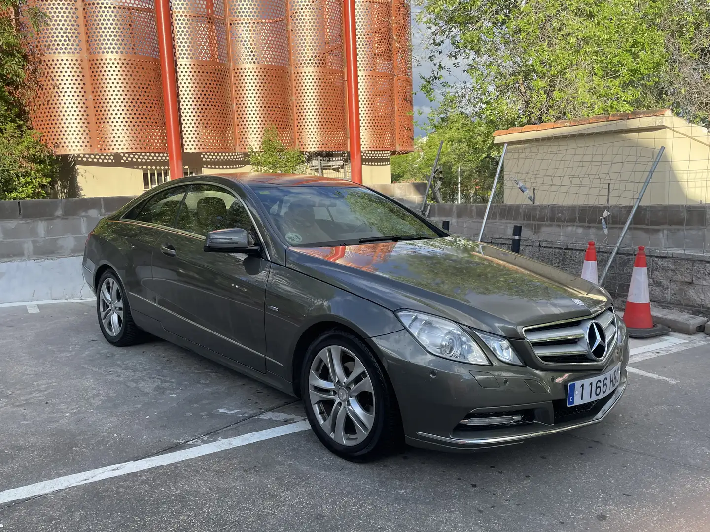 Mercedes-Benz E 220 Coupé 220CDI BE Aut. - 1