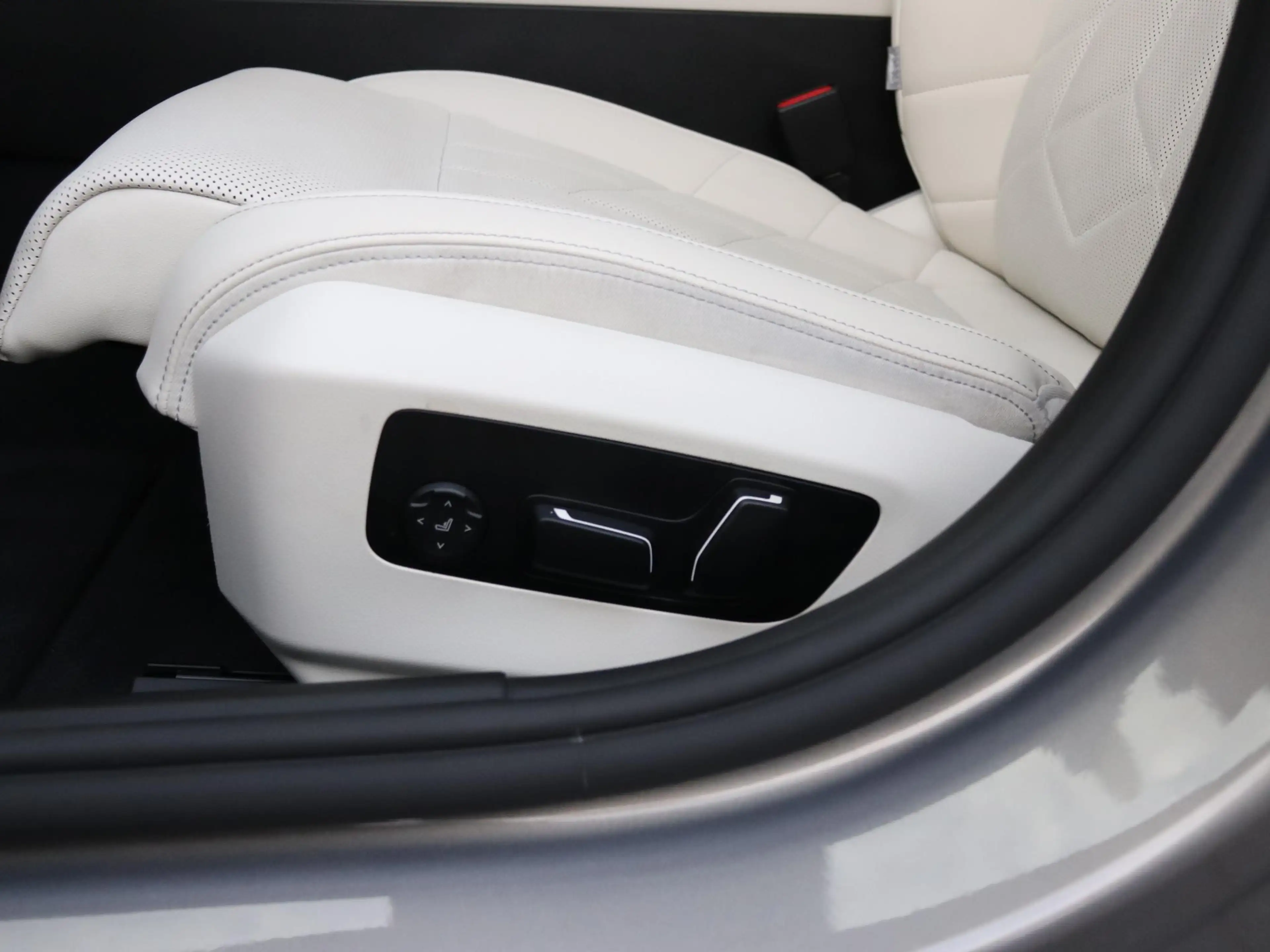 BMW 550 5-serie Touring 550e xDrive M-SPORT PRO | LEDER | — photo 15