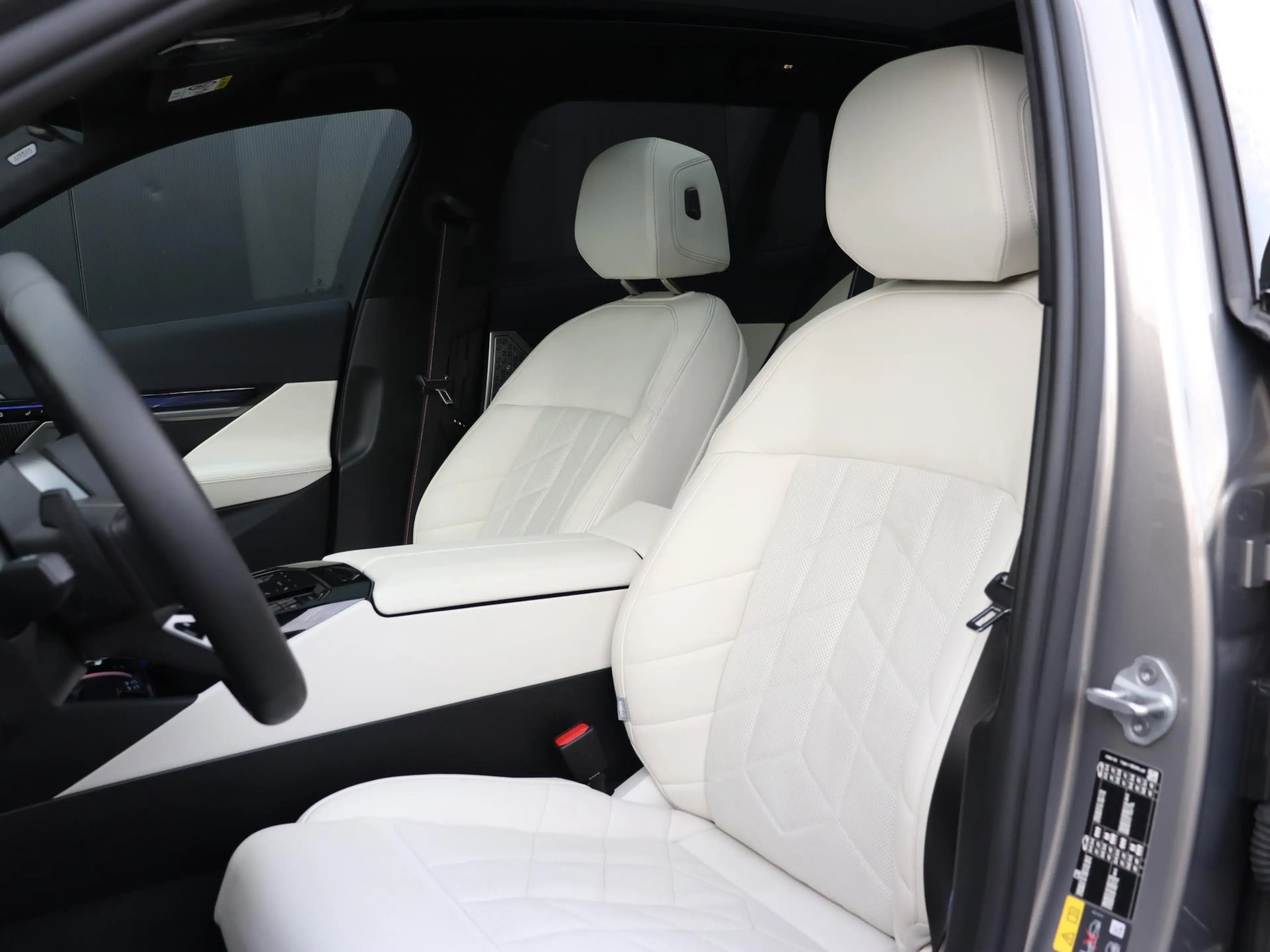 BMW 550 5-serie Touring 550e xDrive M-SPORT PRO | LEDER | — photo 14
