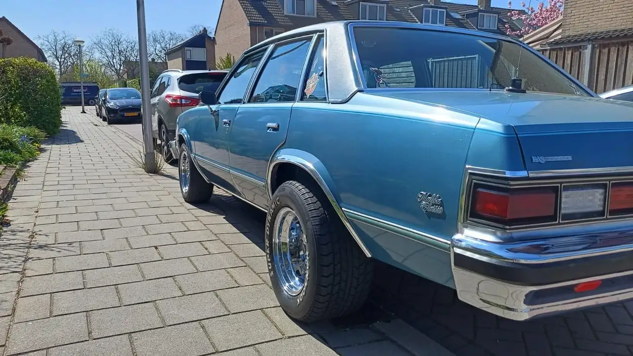 Chevrolet Malibu Classic 5.0 v8, foto 2