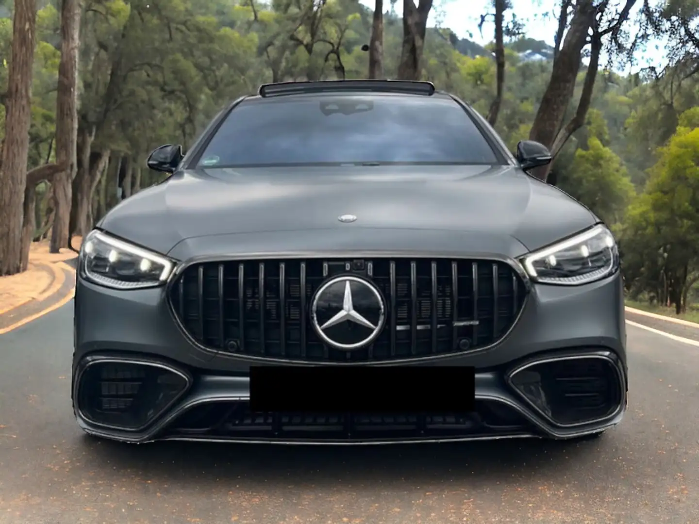 Mercedes-Benz S 63 AMG E Performance Сірий - 1