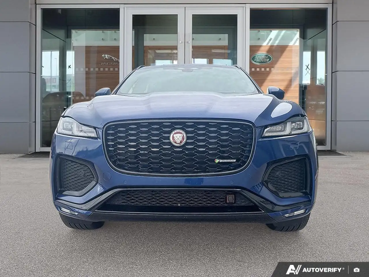 Jaguar F-Pace снимка Jaguar F-Pace