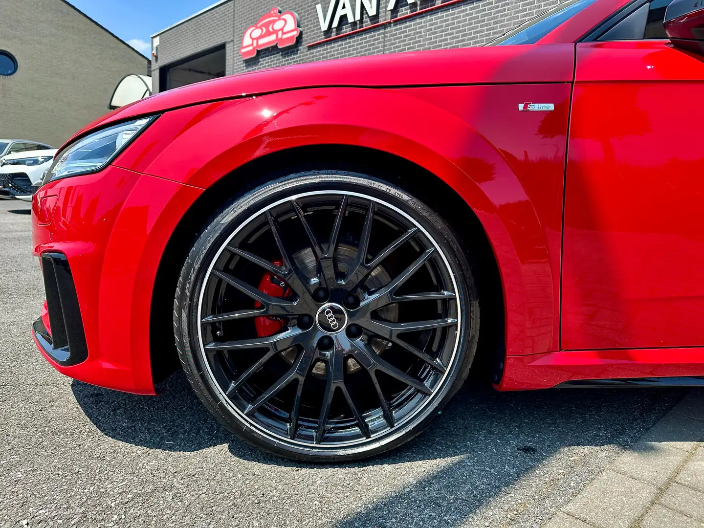 Audi TT Coupé 40 TFSI Competition+S tronic*B&O*GPS*LED* Rood - 2