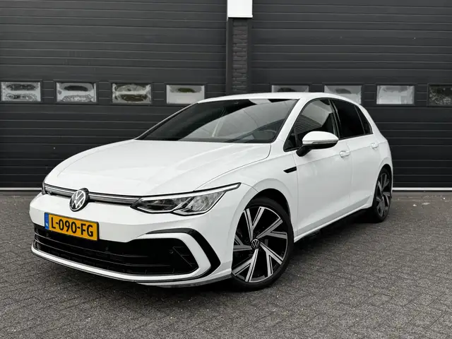 Volkswagen Golf 1.5 eTSI 150PK R-Line 3x R-Line | ACC | Climate |