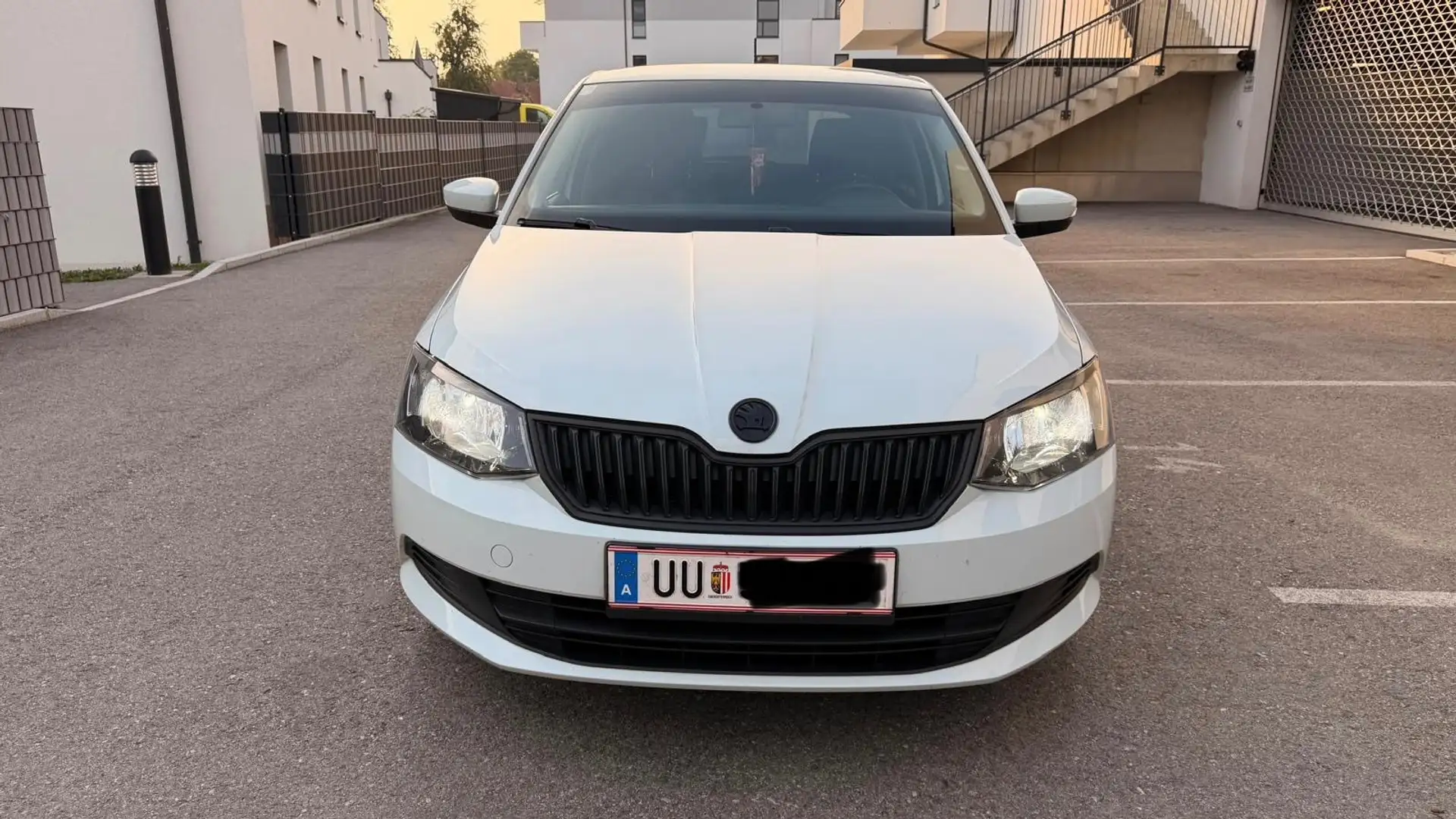 Skoda Fabia Fabia Active 1,2 TSI Active Weiß - 2