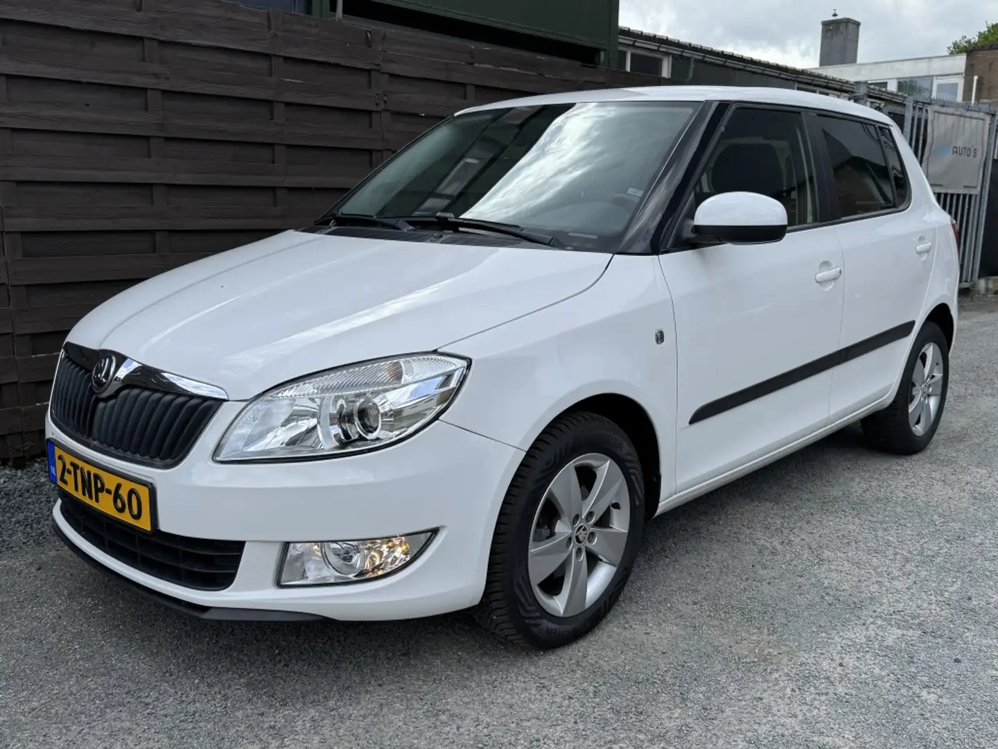 Skoda Fabia 1.2 TSI Drive / Navi / Cruise/ Trekhaak / Nieuwe A Wit - 2