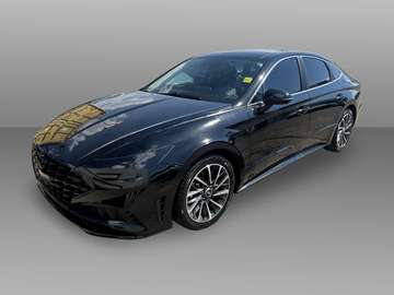 Luxury SUNROOF | HEATED SEATS & STEERING WHEEL | LEATHER | 360 CAMERA | BLINDSPOT MONITORING