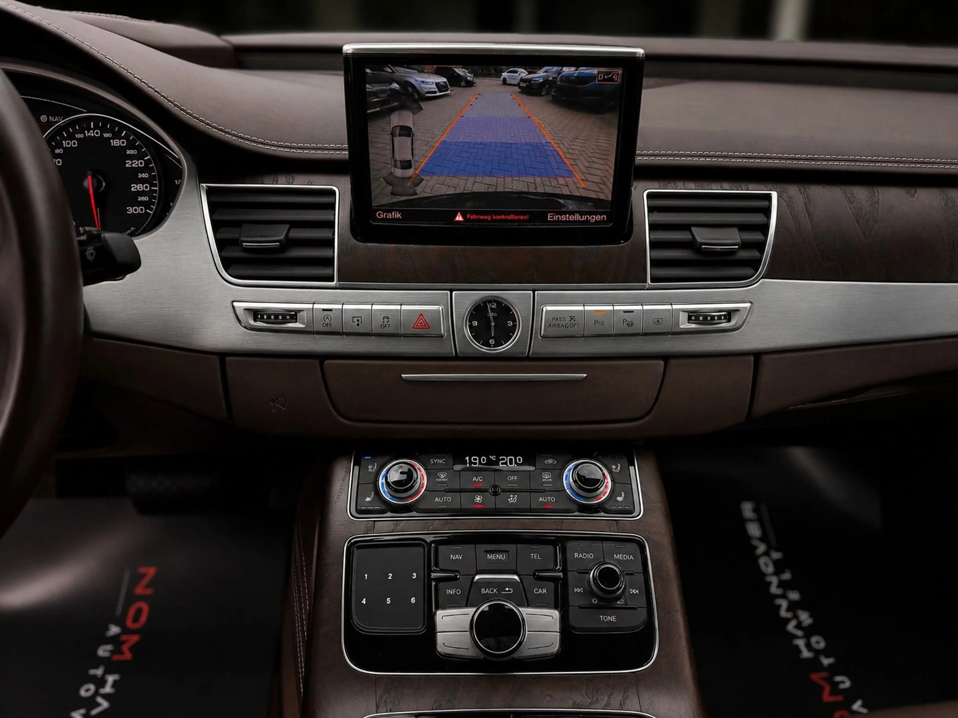 Audi A8 3.0 TDI quattro S-DACH/HEAD/NIGHTS/MATRIX/MAS — photo 13