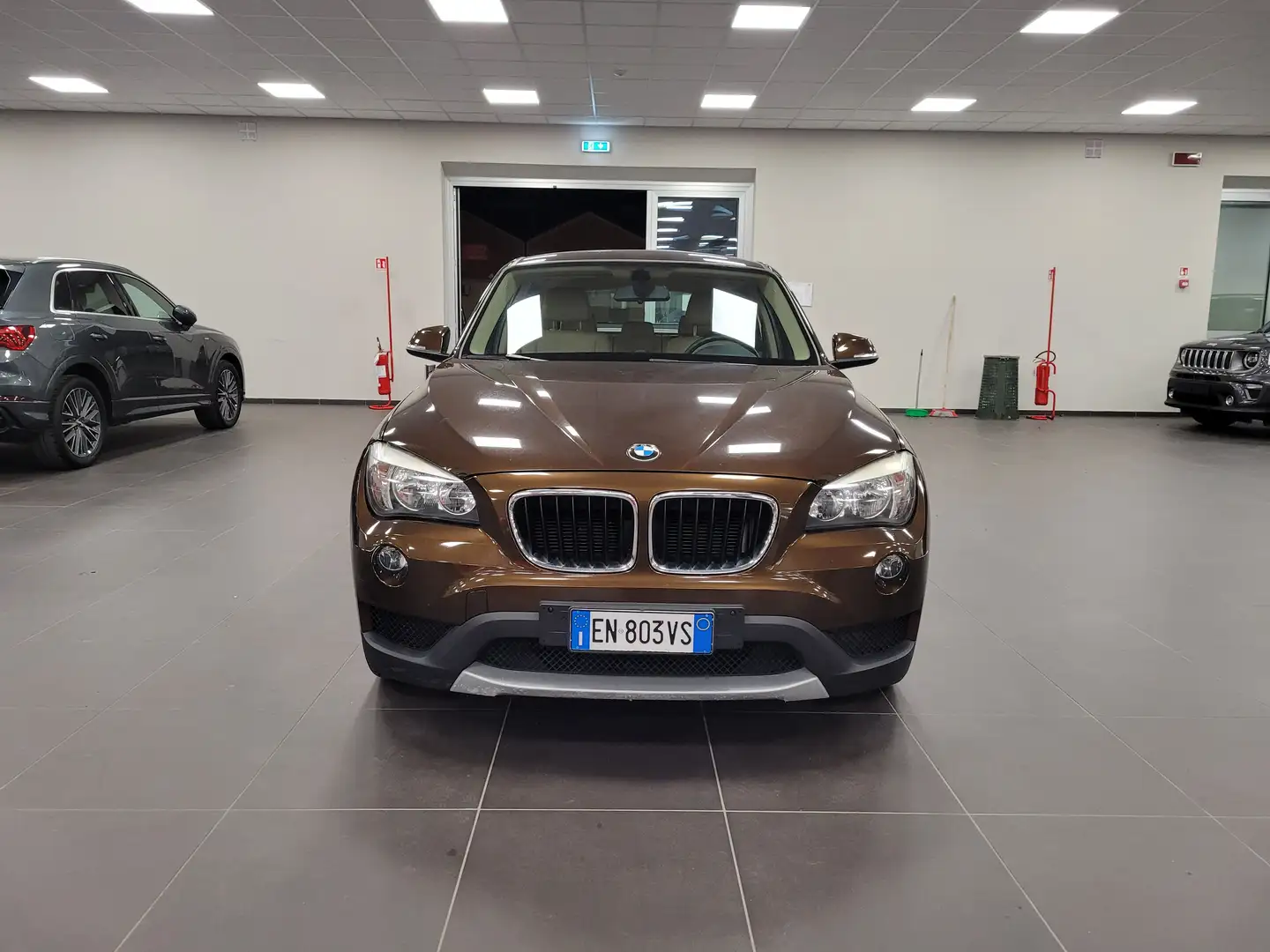 BMW X1 X1 xdrive20d Futura 184cv Bruin - 2