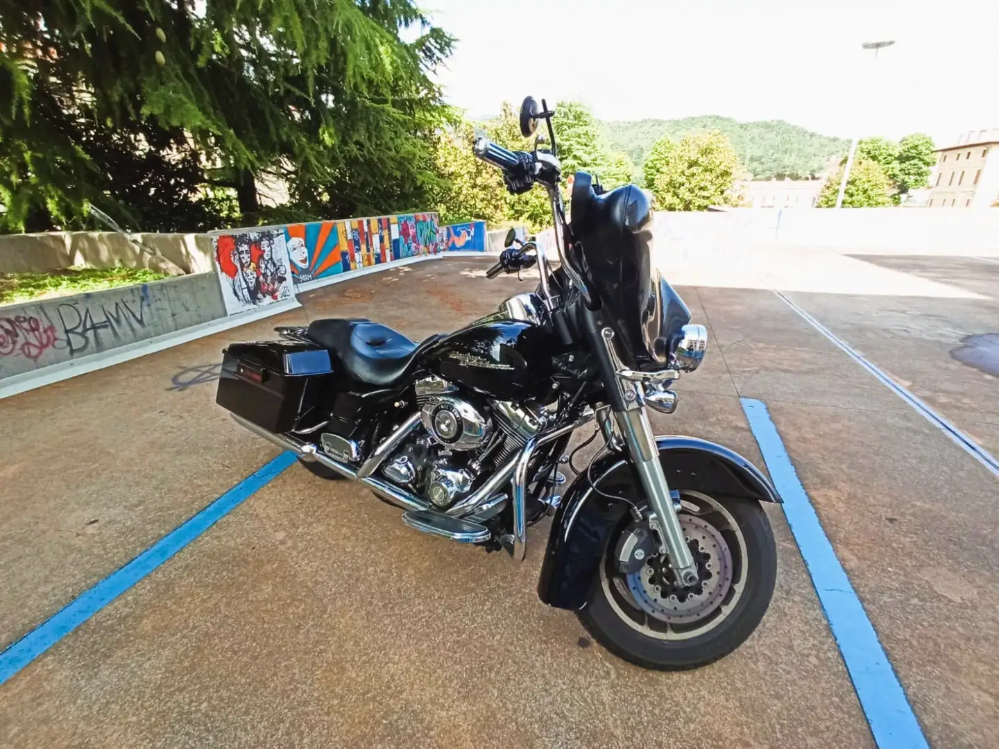 Harley-Davidson Street Glide FLHX Černá - 2