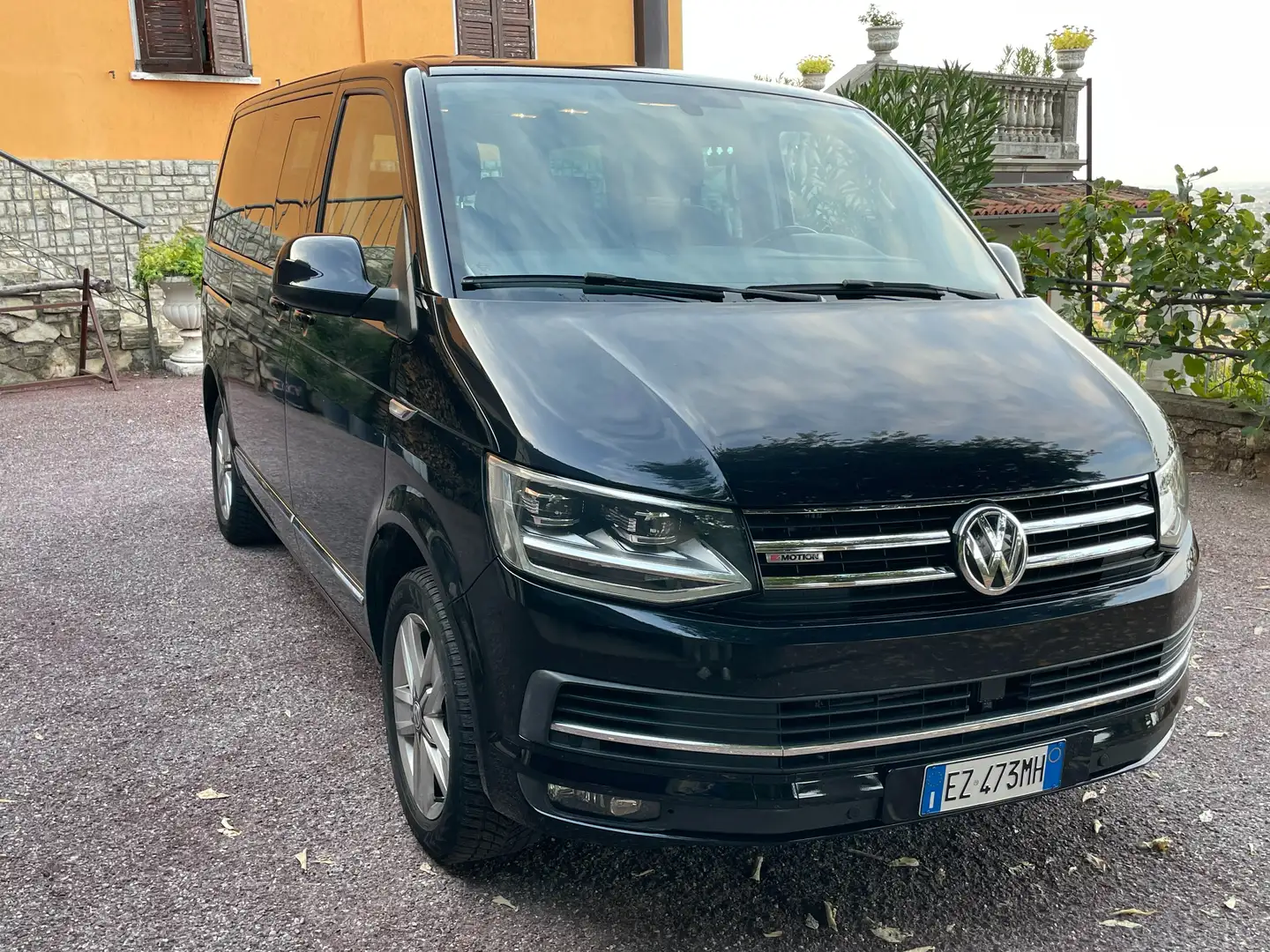 Volkswagen T6 Multivan T6 MULTIVAN 2.0 tdi Generation Six 4motion 204cv Nero - 2