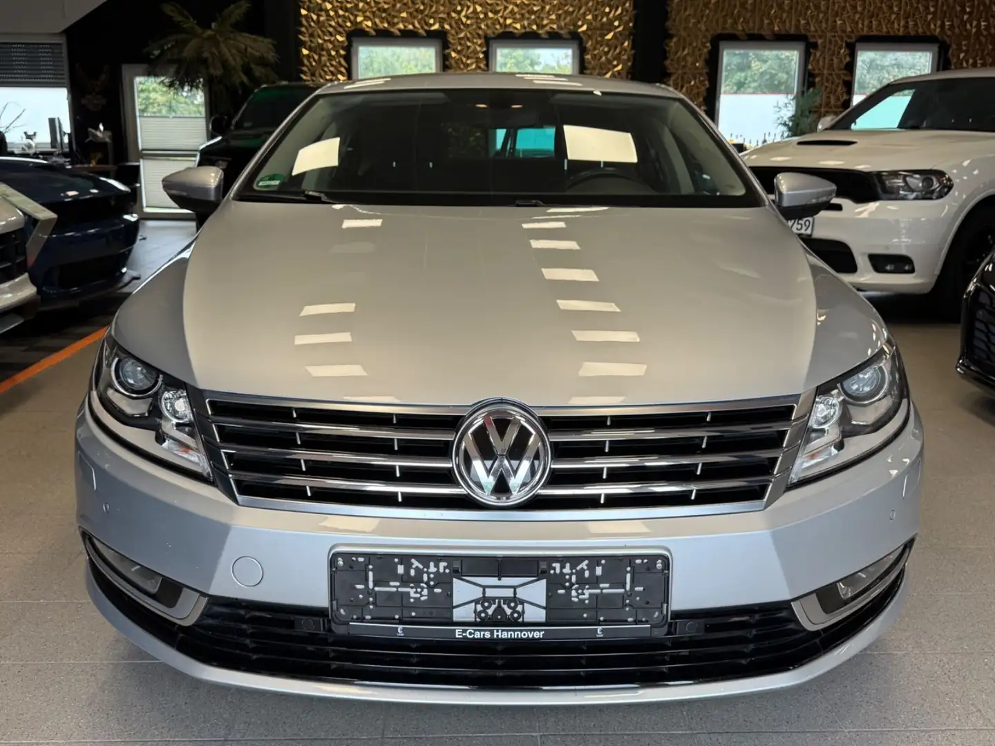 Volkswagen CC / DSG/DAB/2.Hand/Zahnriemen neu/AHK/Top Argent - 2