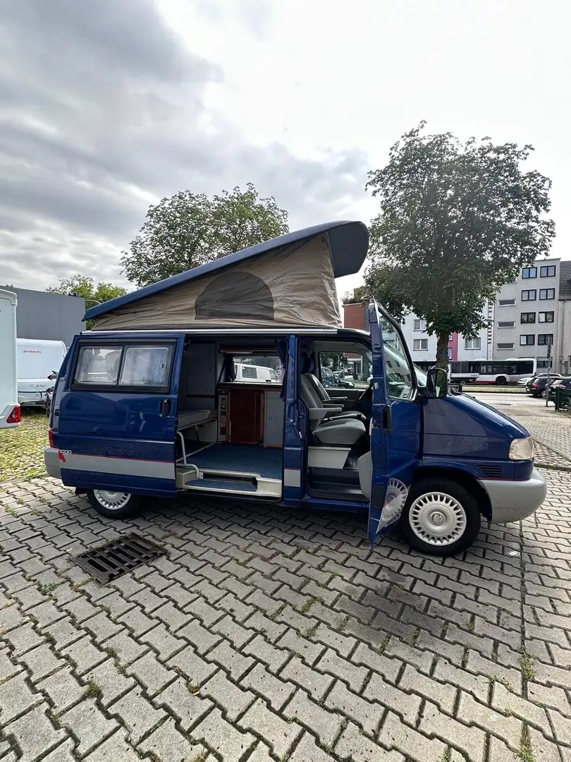 Caravans-Wohnm VW T4 Garthago Malibu 2,5 TDI. Aufstelldach Klima Blue - 2