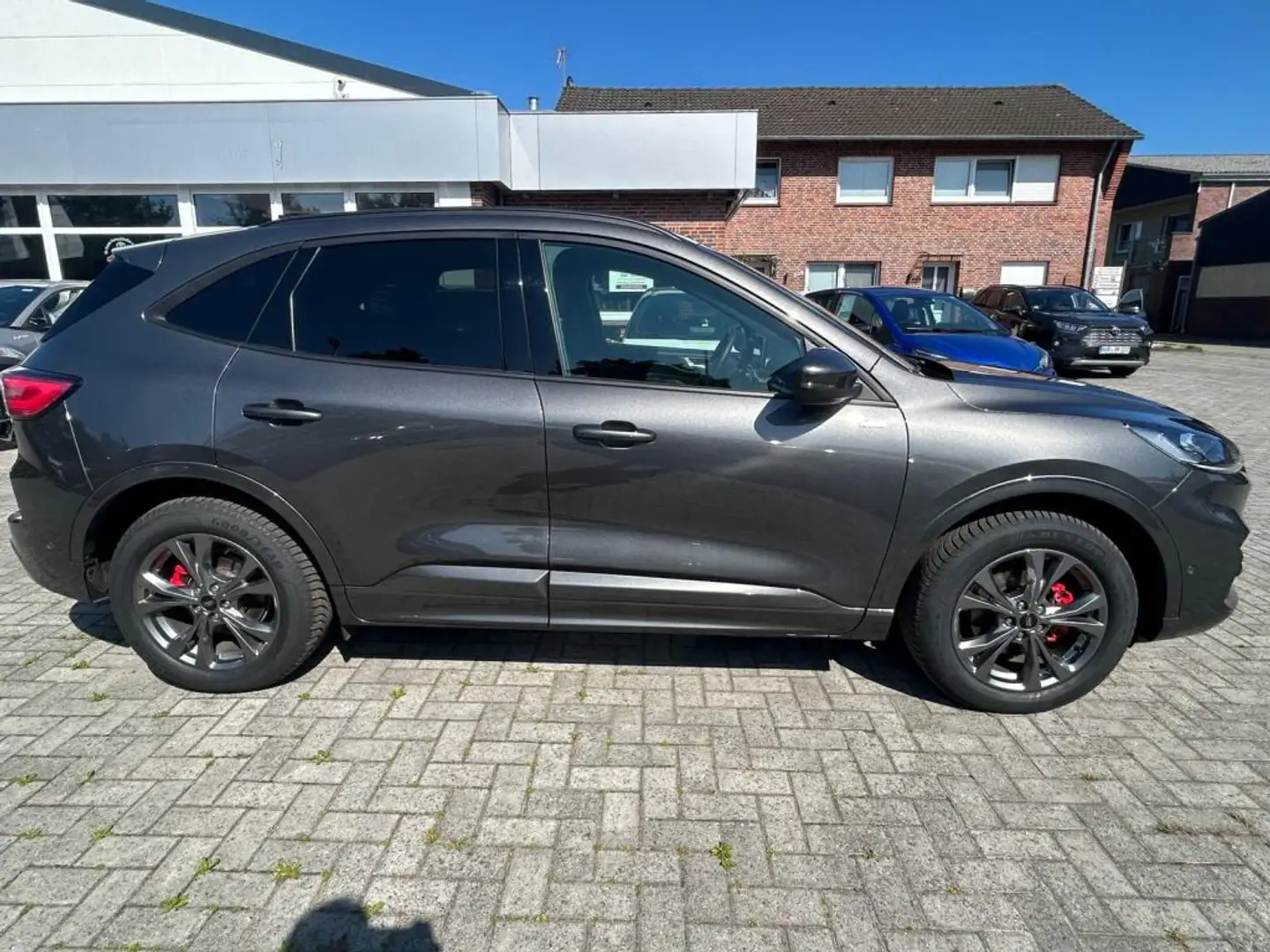 Ford Kuga 2.5 Duratec PHEV ST-LINE X - 2