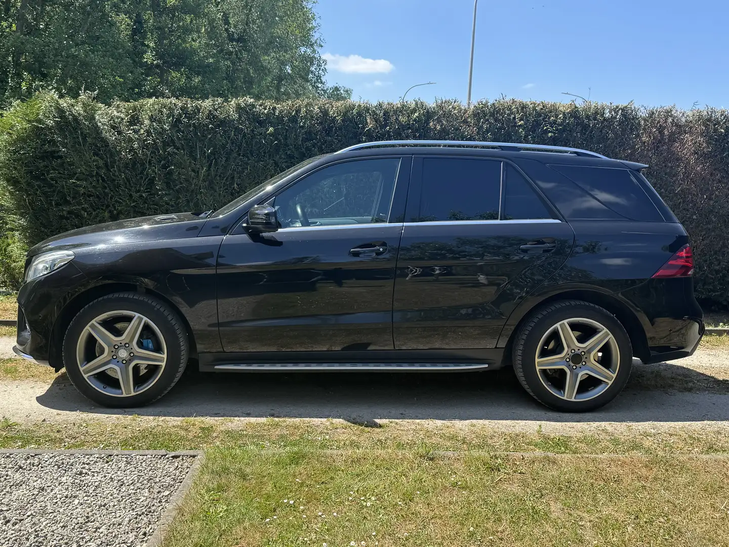 Mercedes-Benz GLE 500 e 4Matic 7G-TRONIC AMG Line+++15.000€ Netto+++ Schwarz - 2