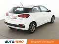 Hyundai i20 1.2 Trend*TEMPO*PDC*SHZ*ALU*SPUR*KLIMA* Wit - thumbnail 6
