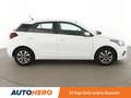 Hyundai i20 1.2 Trend*TEMPO*PDC*SHZ*ALU*SPUR*KLIMA* Wit - thumbnail 7