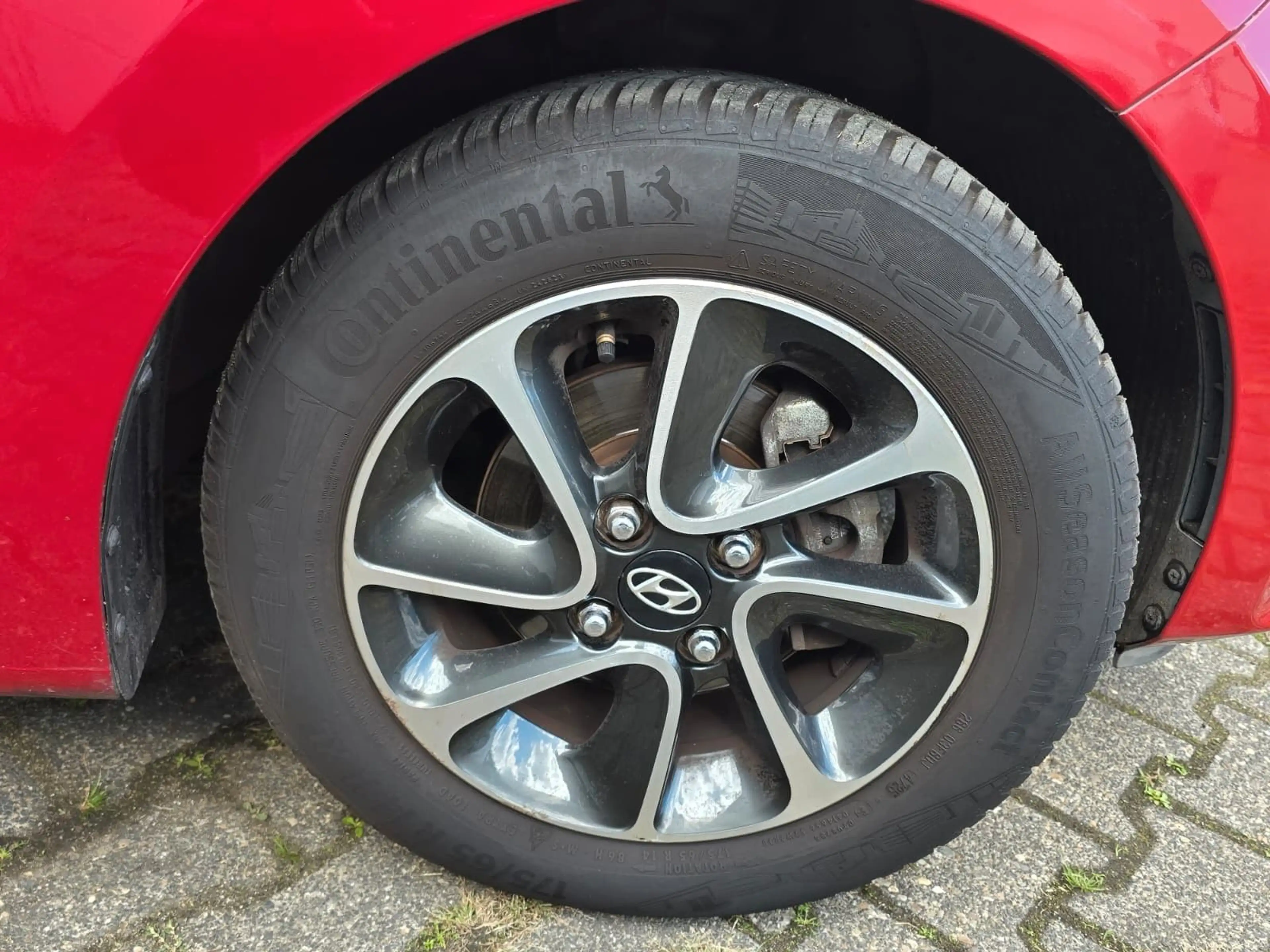 Hyundai i10 1.0 LPG Trend — photo 8