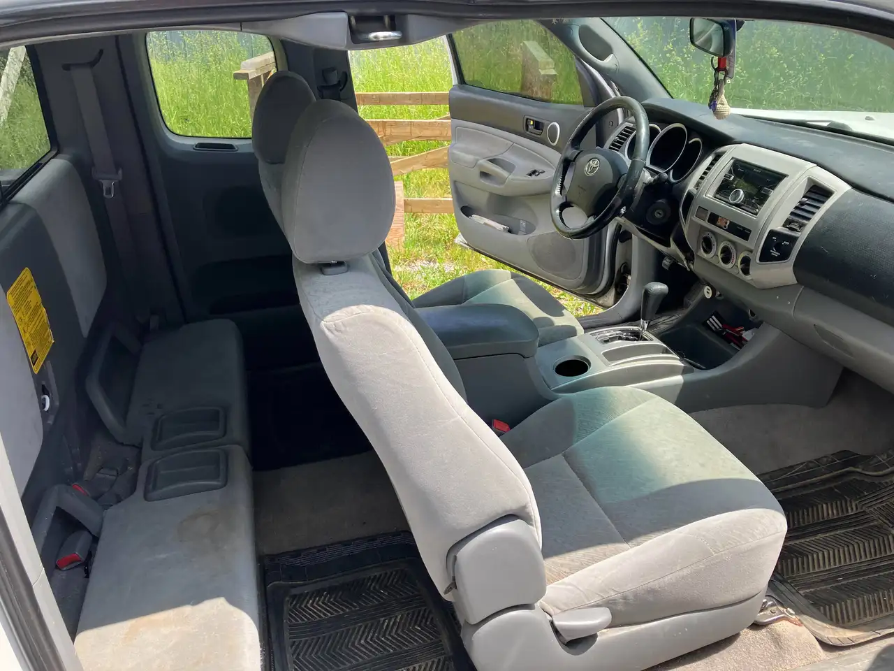 Toyota Tacoma снимка Toyota Tacoma