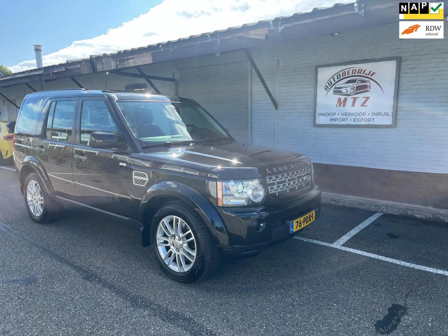 Land Rover Discovery 3.0 SDV6 HSE EX BPM ! BOM VOLL GROTE BEURT GEHAD Zwart - 1