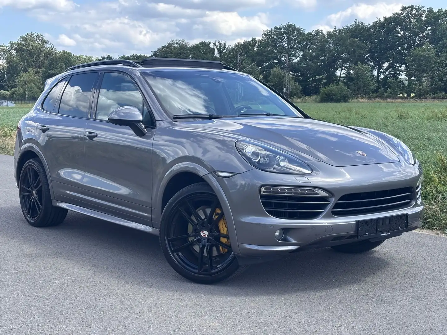 Porsche Cayenne 3.0d-GTS Paket-Panodach-Xenon-Leder Grau - 1