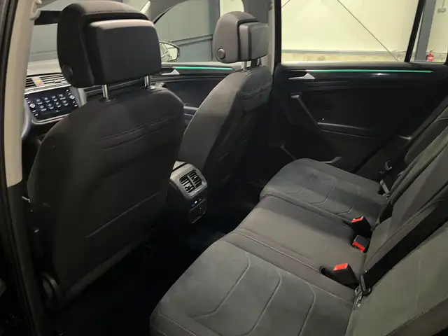 Volkswagen Tiguan view 13