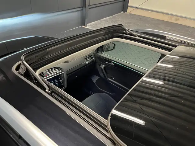 Volkswagen Tiguan view 21
