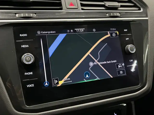 Volkswagen Tiguan view 30