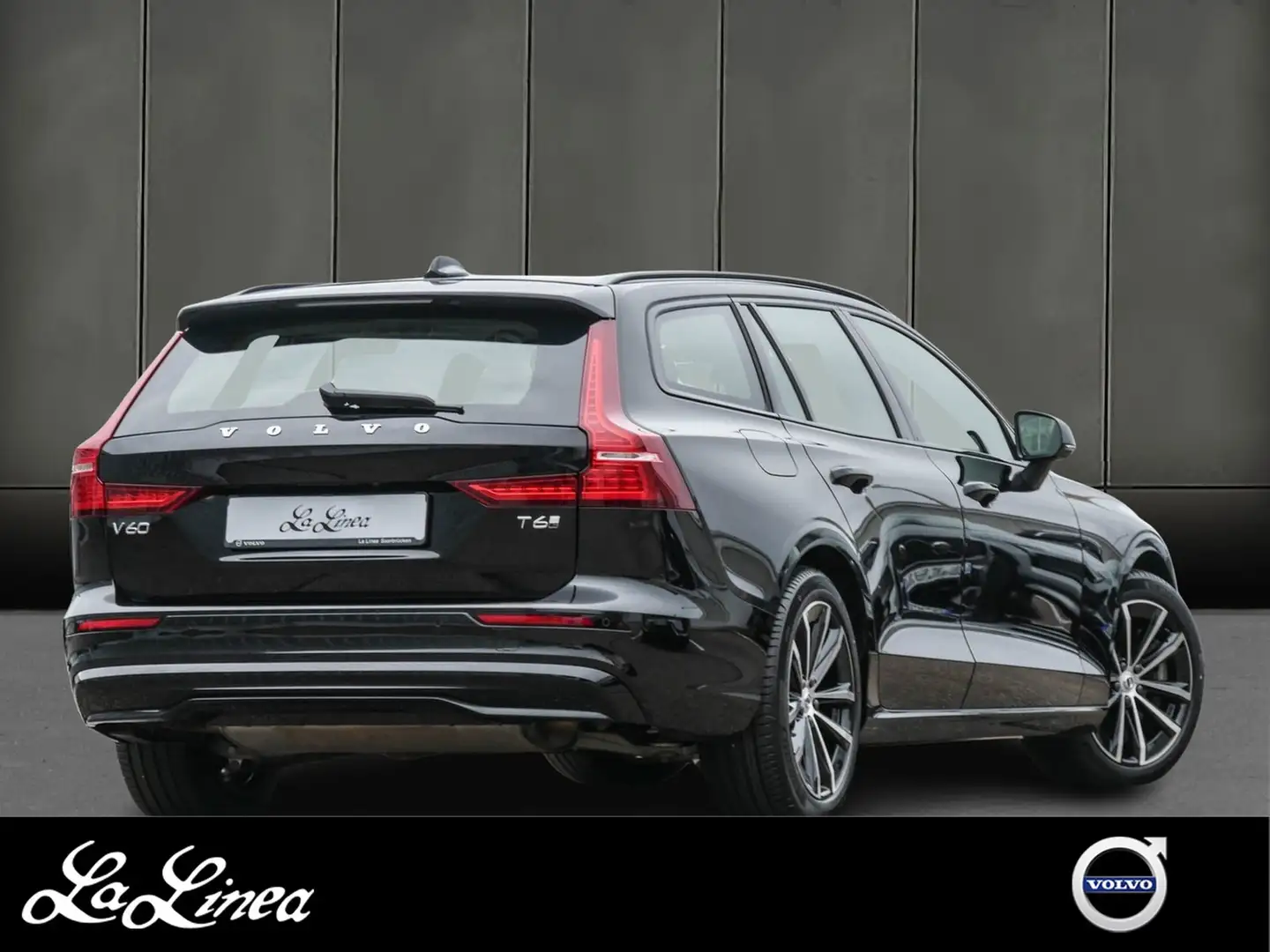 Volvo V60 T6 Plus Dark Recharge Plug-In Hybrid AWD Schwarz - 2