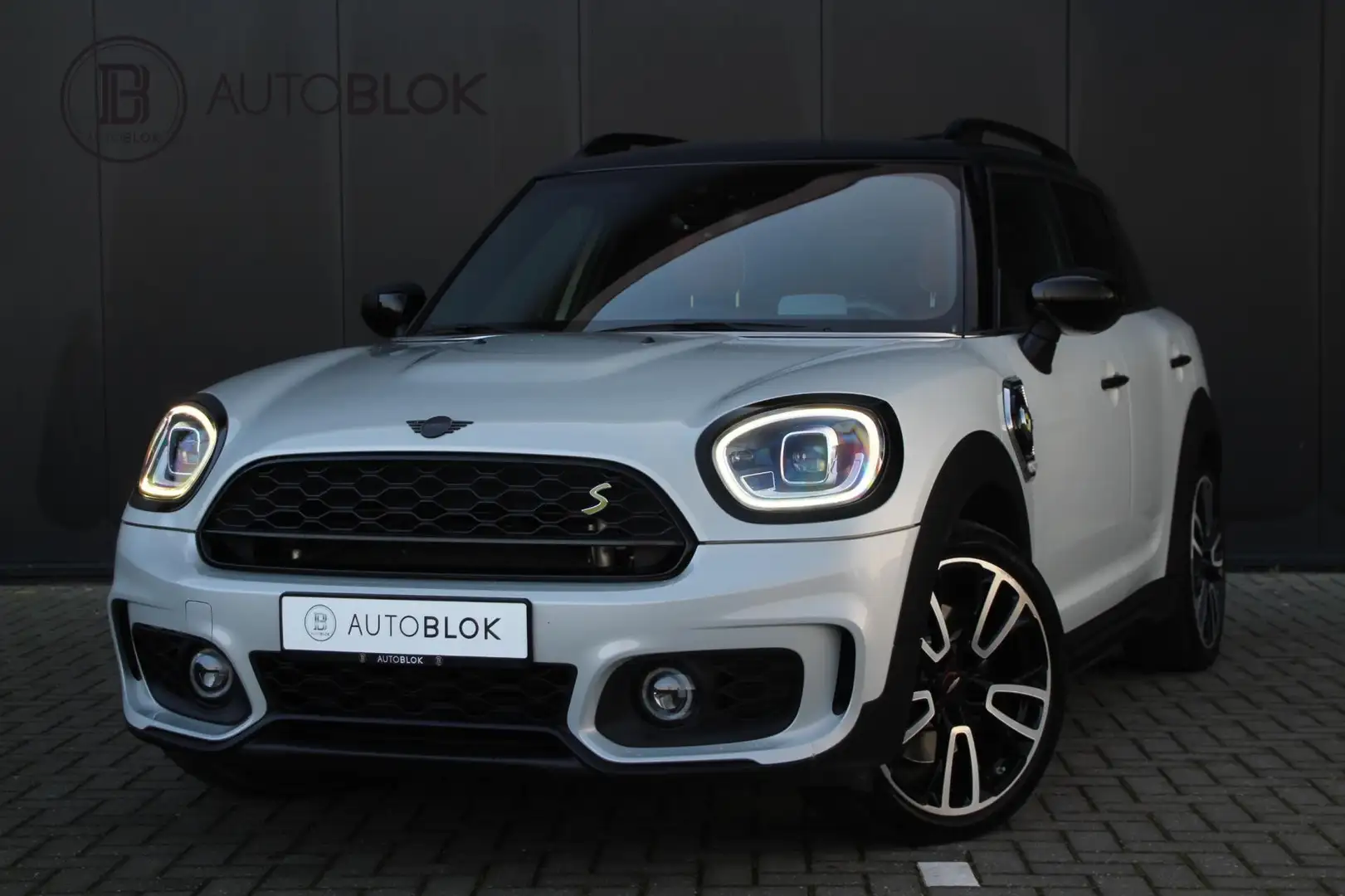 MINI Cooper SE Countryman Mini 2.0 ALL4 John Cooper Works|panoramadak|stoelv - 1