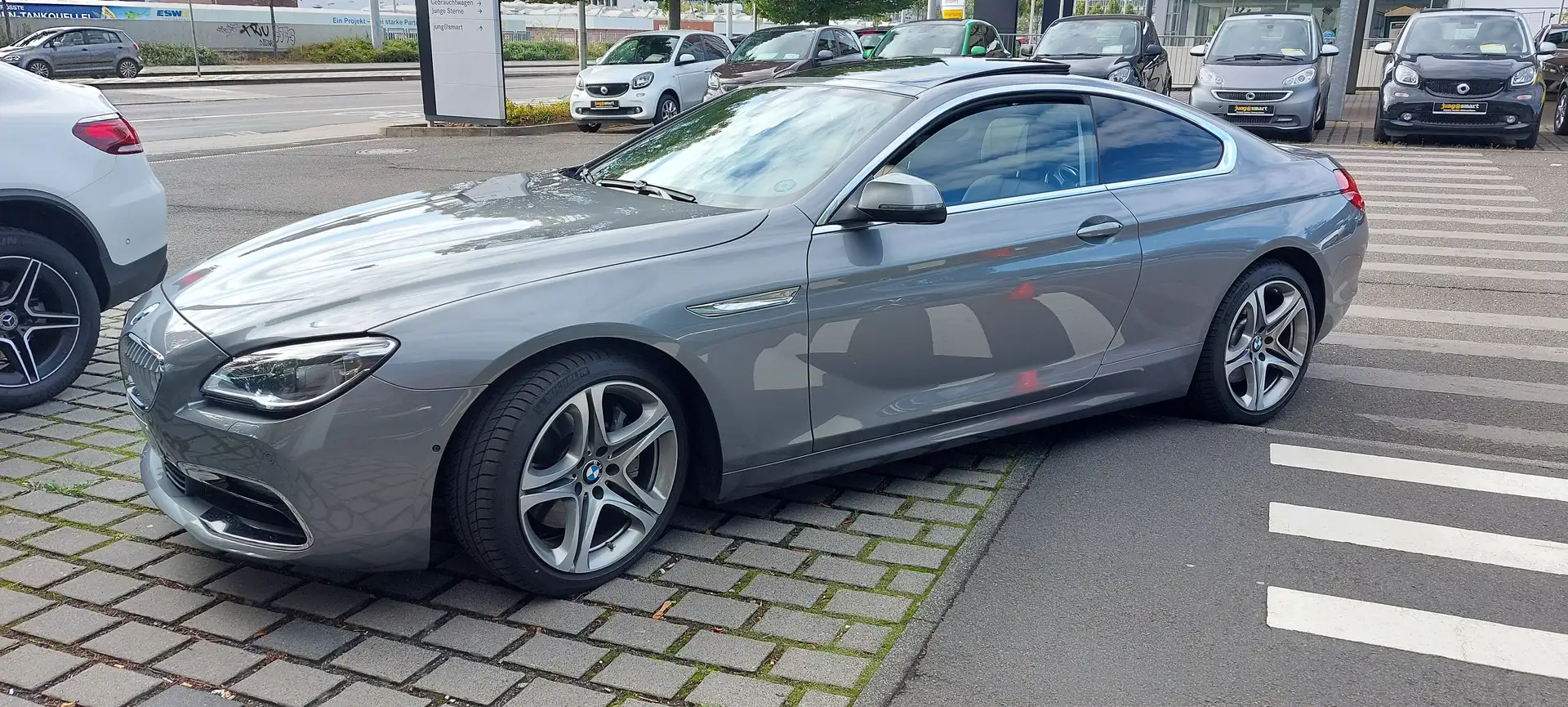 BMW 640 i Coupe (F13) nur 25.000 KM, Pano, 19´,C-Sitz Szürke - 1