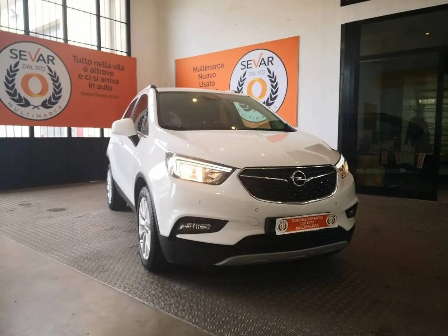 Opel Mokka X 1.6 cdti Innovation s Weiß - 1