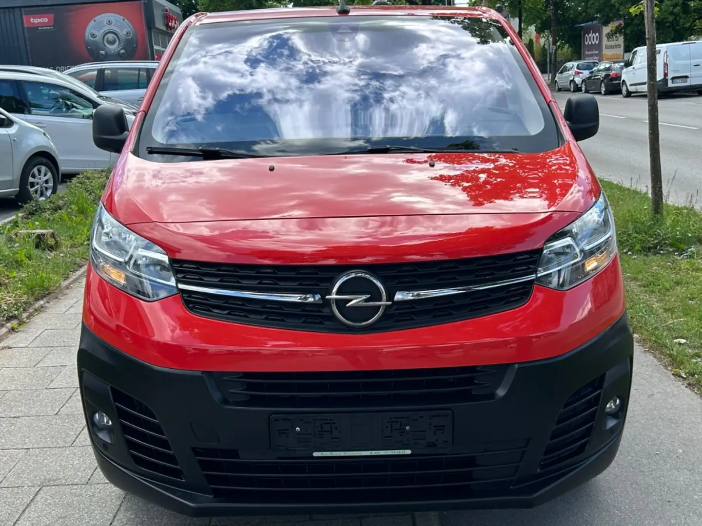 Opel Vivaro Kasten L2 Kamera Navi PDC Sitzhz 3-Sitzer Rojo - 2