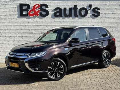 Mitsubishi Outlander 2.0 PHEV instyle+ Adaptive cruis control Climate c