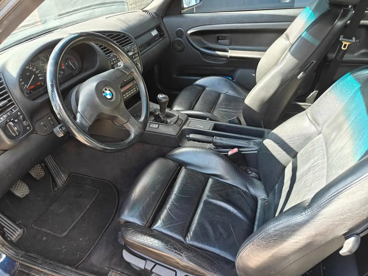 BMW 325 325i AVUS edition Bleu - 2