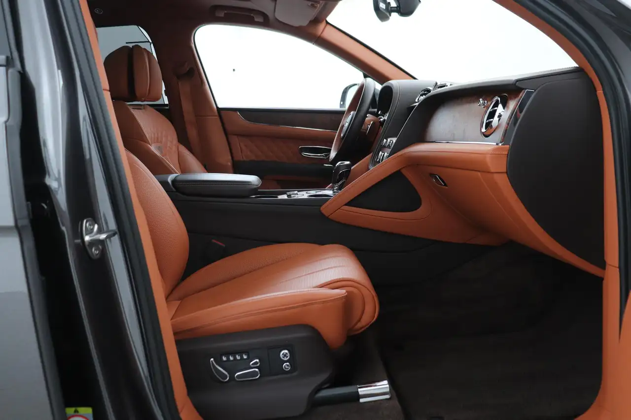 Bentley Bentayga 2022
