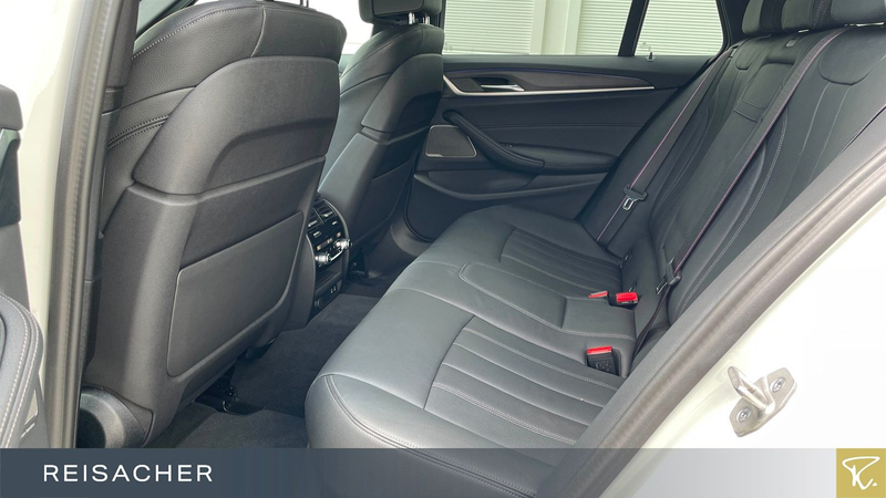 BMW 540 d xDrive Tou M Sport PRO,AHK,DAPro.HuD,Laser — photo 8