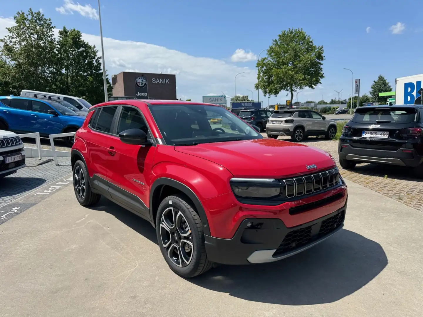 Jeep Avenger SUMMIT 1.2 Turbo e-Hybrid Rood - 2
