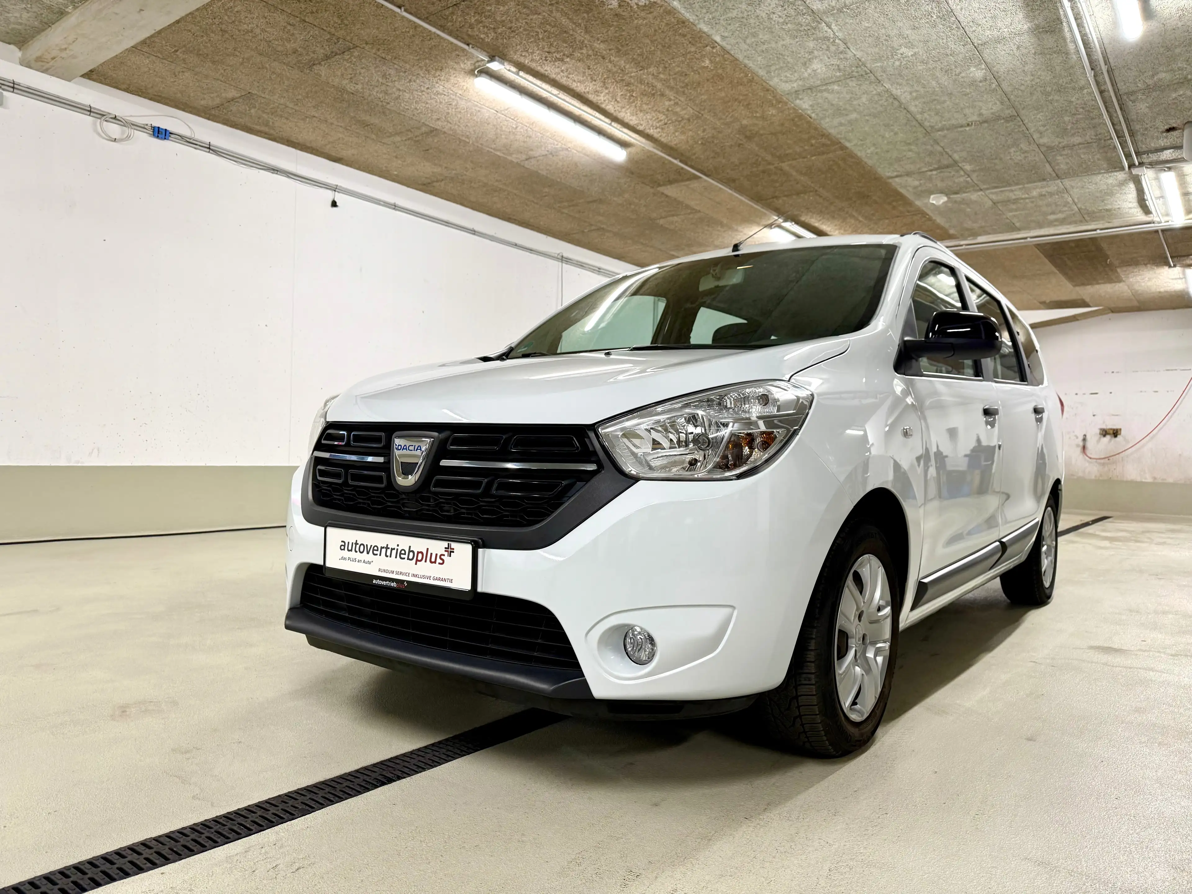 Dacia Lodgy Lodgy LPG SCe 110 BENZIN/LPG Comfort "7-SITZER"