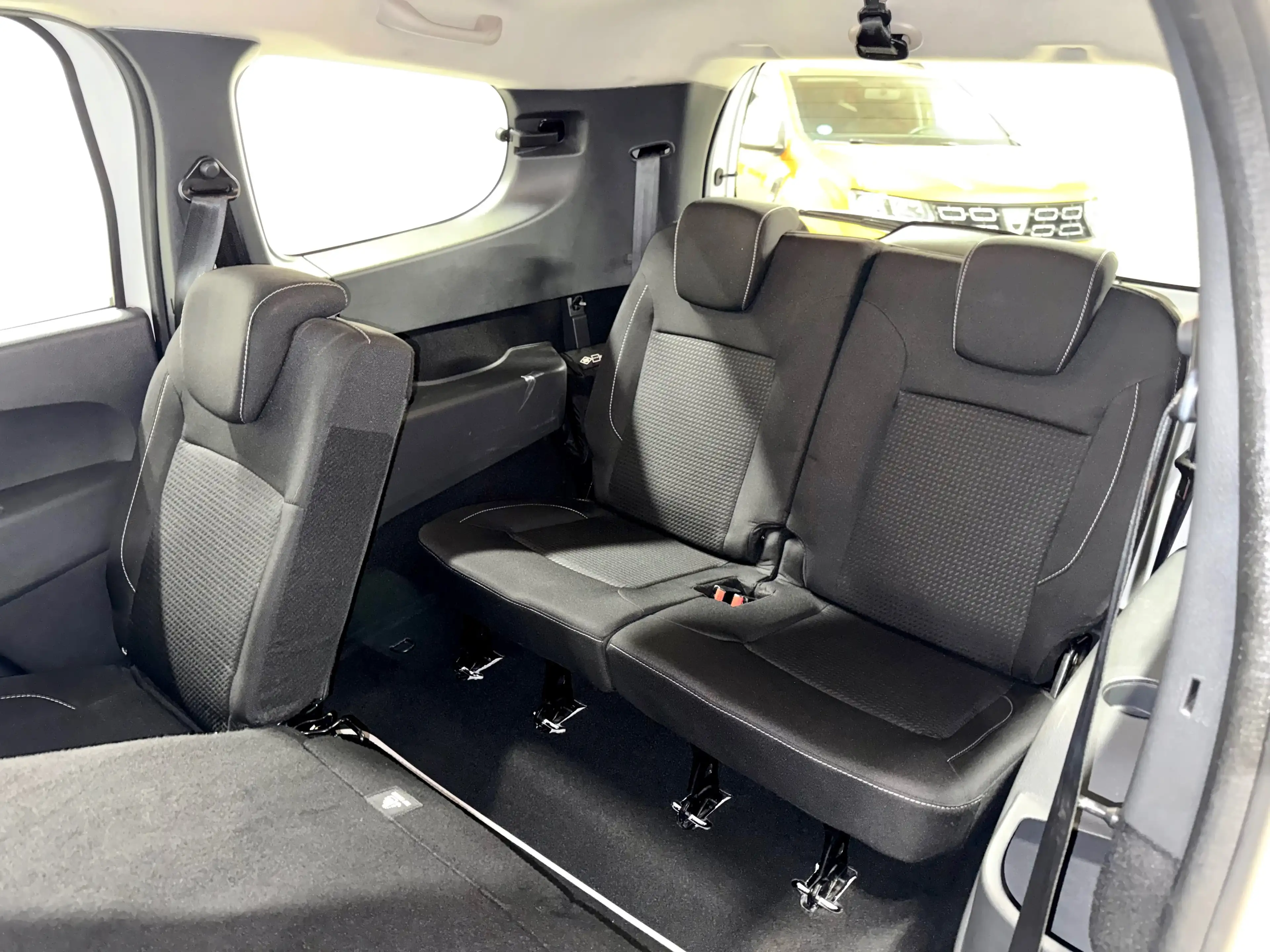 Dacia Lodgy Lodgy LPG SCe 110 BENZIN/LPG Comfort "7-SITZER" — photo 13