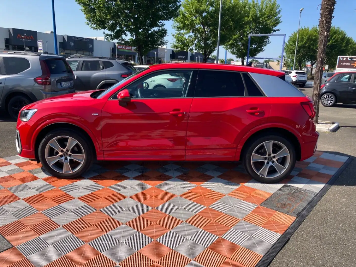 Audi Q2 30 TDI 116 S LINE Ext GPS Caméra Hayon Keyless JA 18\u0026amp;quot; Rouge - 2
