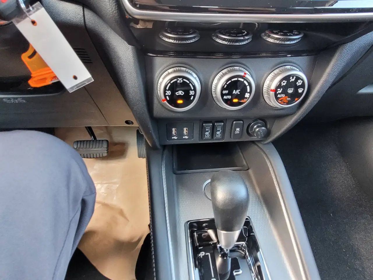 Mitsubishi RVR снимка Mitsubishi RVR