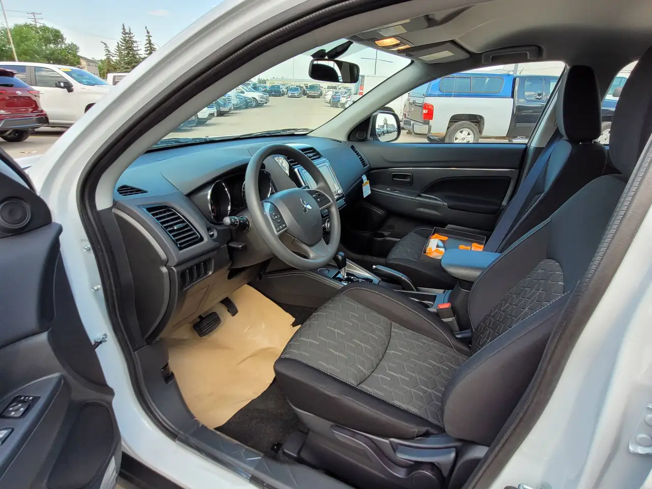 Mitsubishi RVR снимка Mitsubishi RVR
